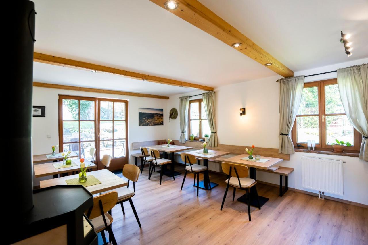Weinberghof Ilkerl-Luf Bed & Breakfast Krems an der Donau Exterior photo